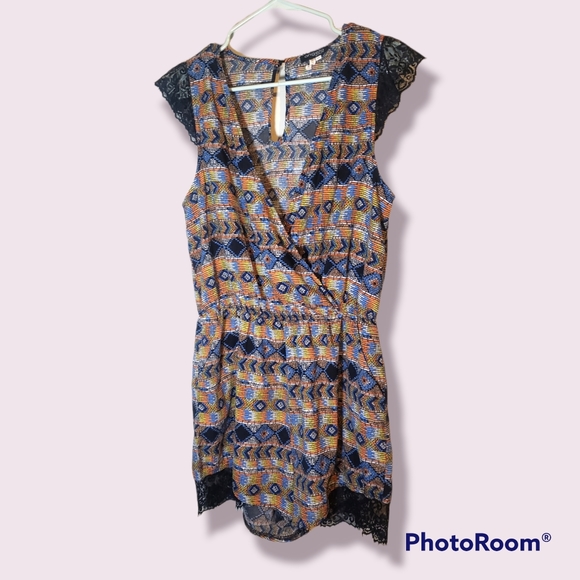 Angela Plus XL Colorful Pattern - Picture 3 of 5